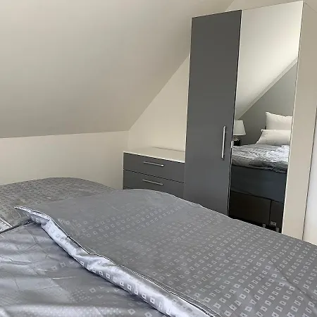 Vogelzug, Fuer 4 Persoen - Erwachsene Oder - In De Feerjenhusen Am Haubarg Von Vollerwiek, Fertigstellung April 2020 *