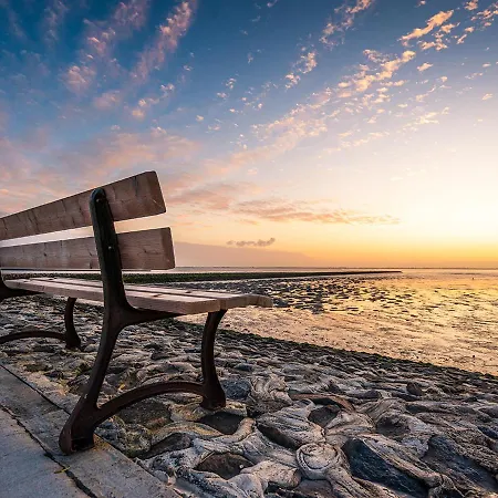 Vogelzug, Fuer 4 Persoen - Erwachsene Oder - In De Feerjenhusen Am Haubarg Von Vollerwiek, Fertigstellung April 2020 * Vollerwiek